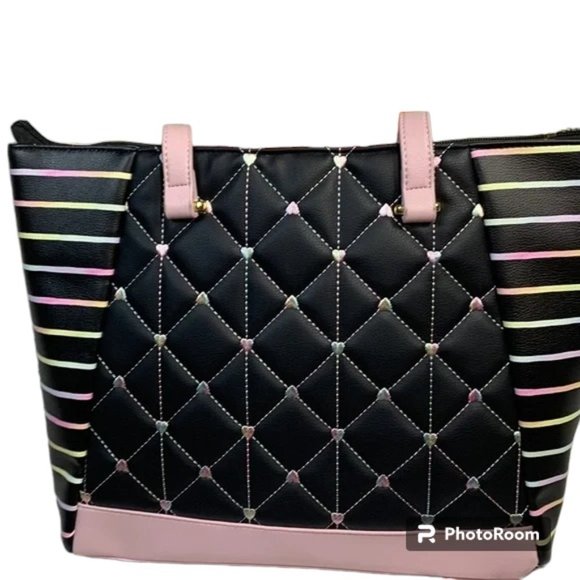 Betsey x Betsey Johnson black & rainbow heart quilted tote bag NWT - Picture 5 of 9